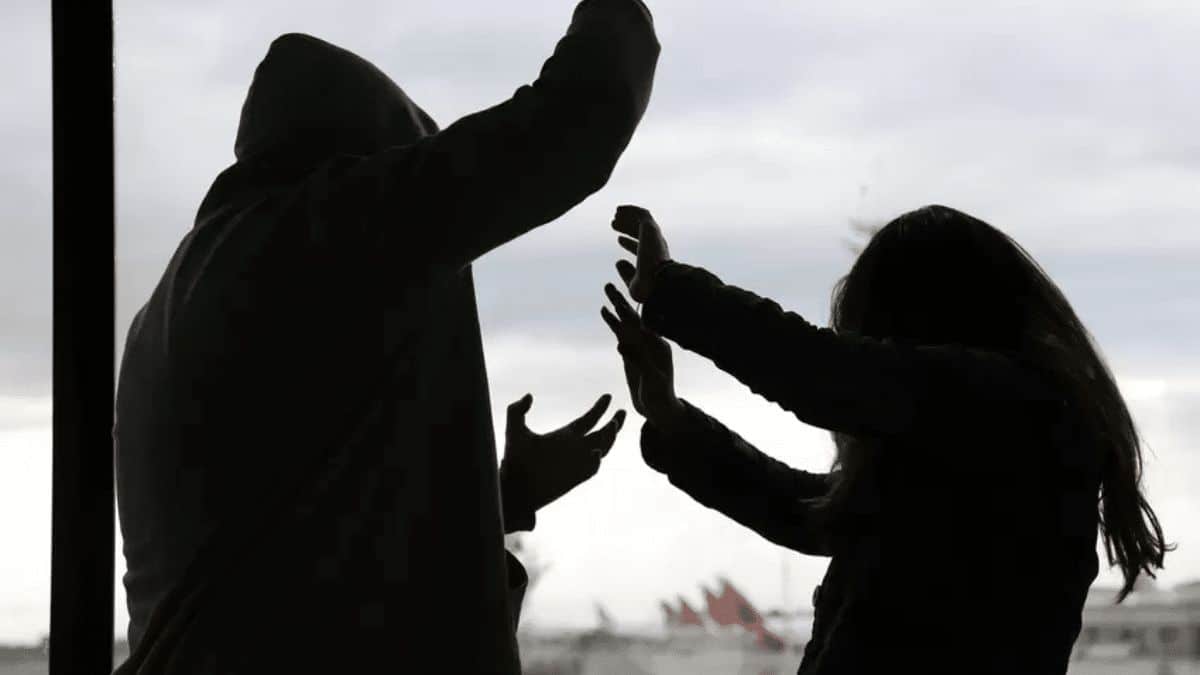 "Un caso aberrante": Expertos analizan casos de violencia en menores