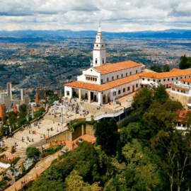 Cerro Monserrate: Rescatados los diez jóvenes perdidos