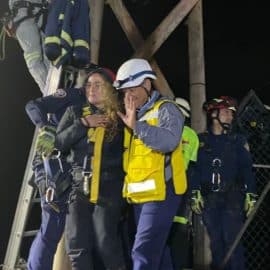 Heroico rescate: Fueron rescatadas las 5 personas atrapadas en teleférico en Caldas