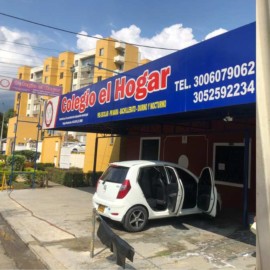 "Los encañonaron en la cocina": Delincuentes roban colegio en el sur de Cali