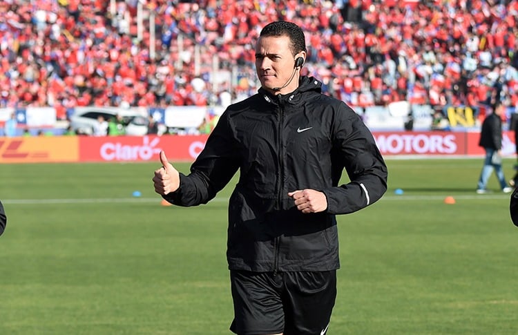 Roldán espera el pitazo final: Fue nominado como mejor árbitro del mundo