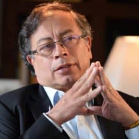 Petro advierte que sin la reforma a la salud quebrarán empresas y hará cambios