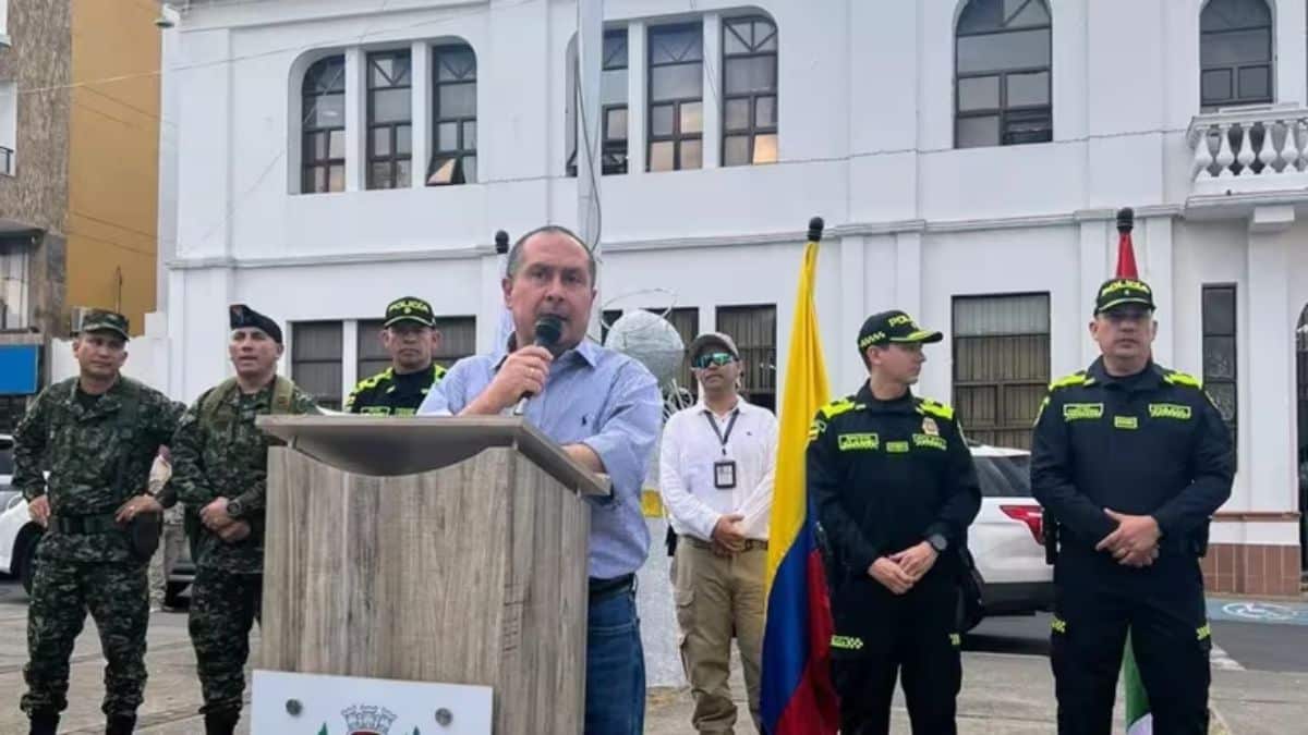 “Una banda delincuencial no puede derrotar al Estado”: Luis Fernando Velasco