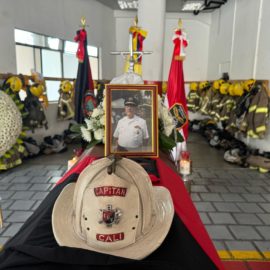 Gracias, héroe: Falleció el miembro más longevo de los Bomberos de Cali