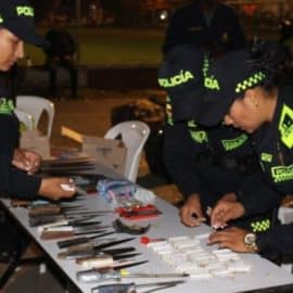 Más de 50 armas blancas fueron incautadas en la verbena de Ulpiano Lloreda, Cali