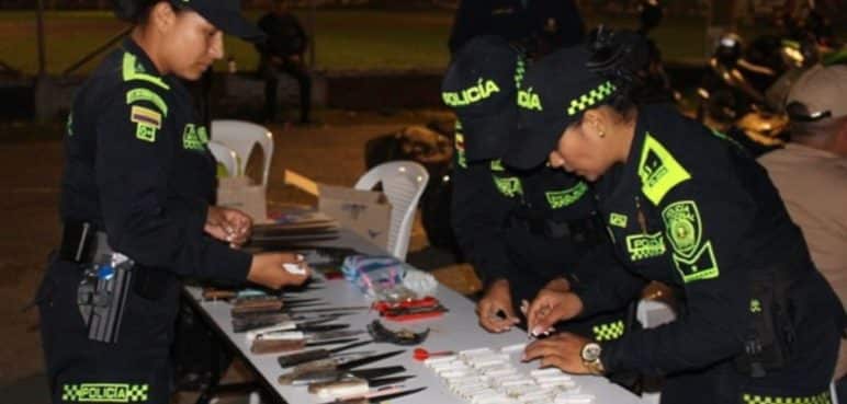 Más de 50 armas blancas fueron incautadas en la verbena de Ulpiano Lloreda, Cali