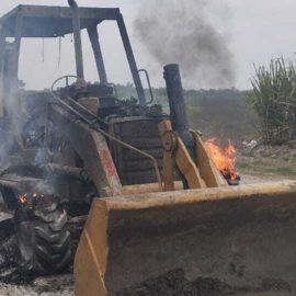 Nuevo ataque: Incendian maquinaria en cultivo de caña en el Cauca
