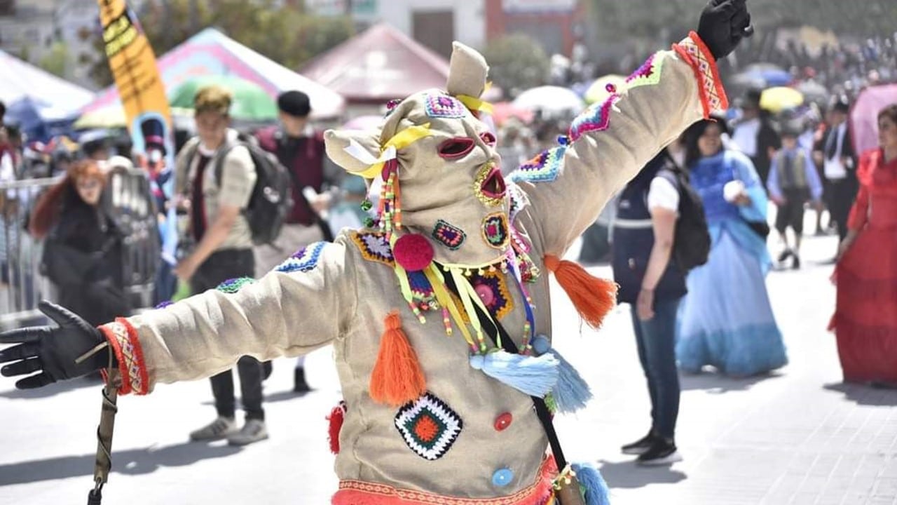Carnaval de Blancos y Negros: Así se vivió la llegada de la familia Castañeda