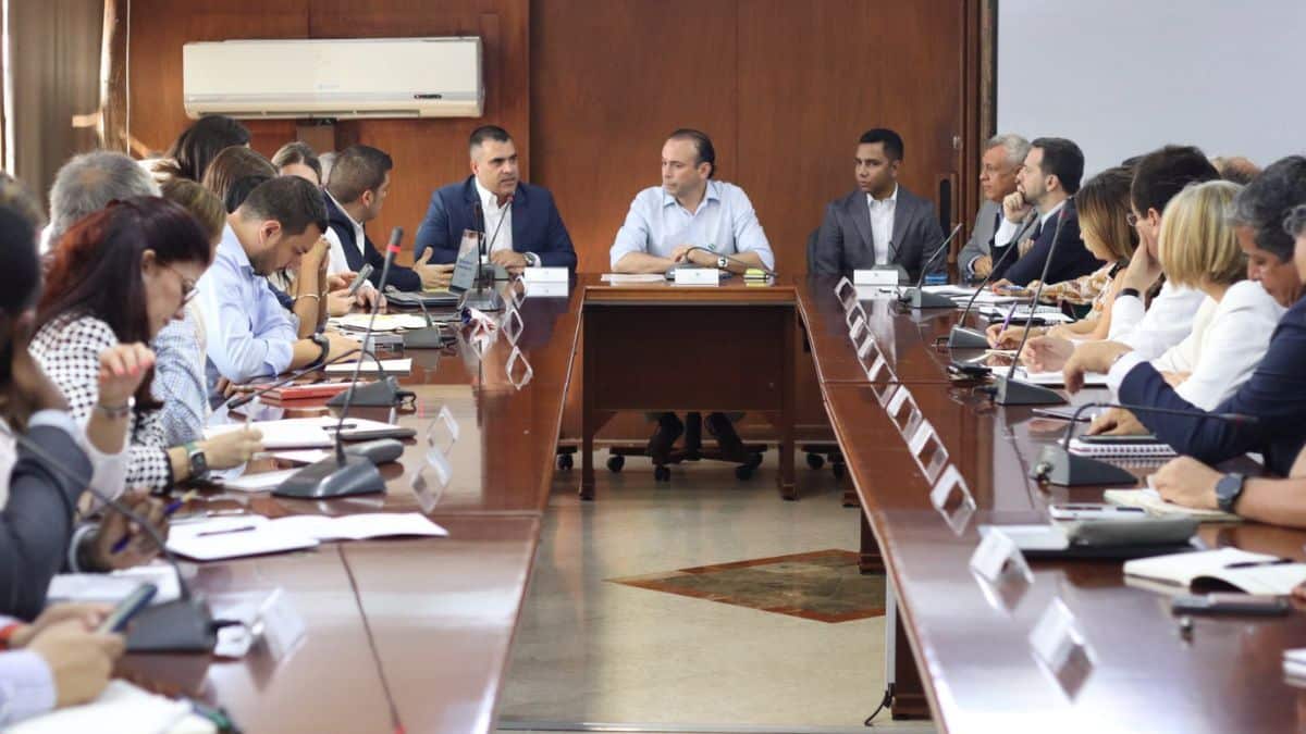 Secretario de Salud denuncia que EPS no están cumpliendo con puestos de vacunación