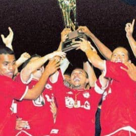 ¡El baúl de los recuerdos 'escarlatas'! La historia del América relatada en sus insignias