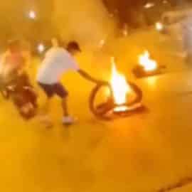Caos en Siloé: Mototaxistas se oponen a controles de las autoridades
