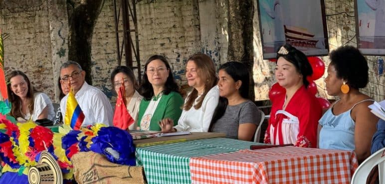 Intercambio cultural: Delegación de China visita colegios públicos de Cali