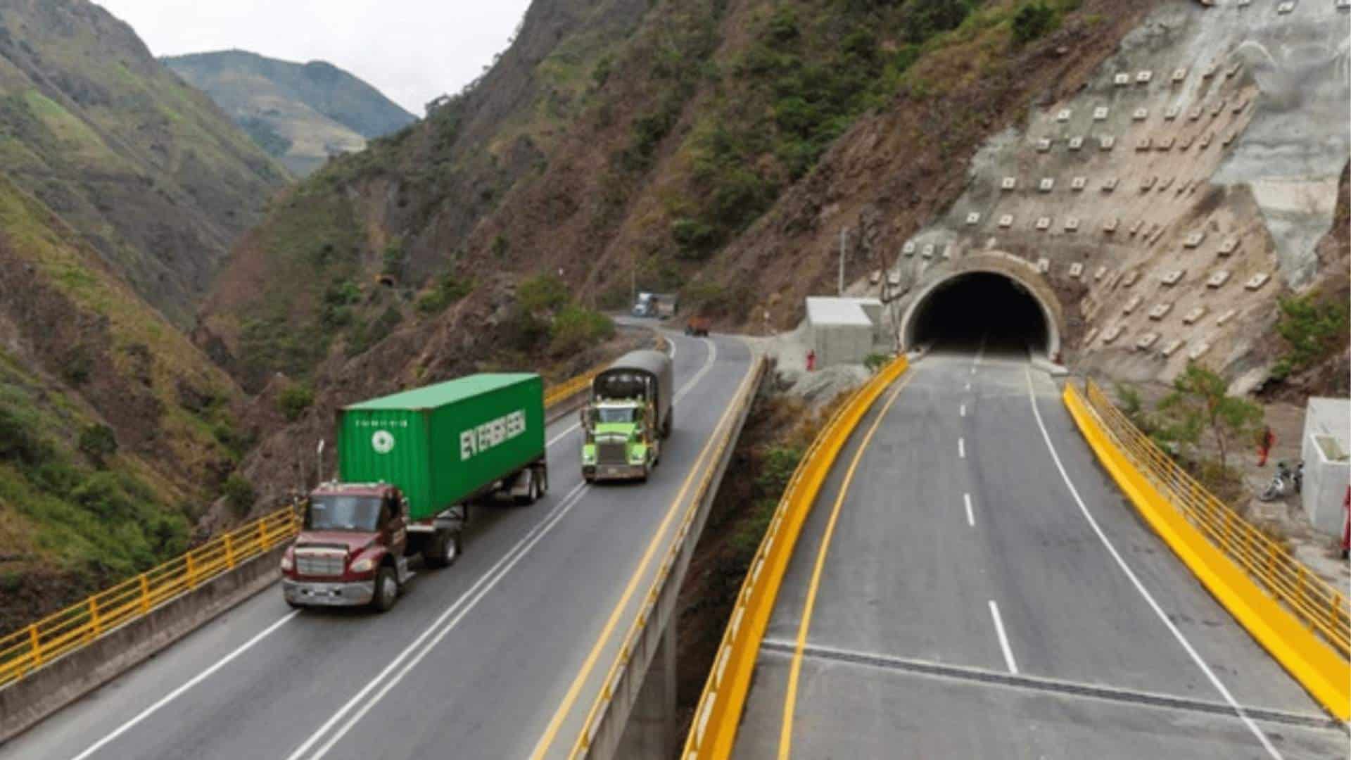 Medida de aseguramiento carcelario para  presuntos responsables de incinerar taxi en Tuluá