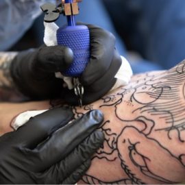¿Recién tatuado? Consejos esenciales que debes conocer para una curación exitosa