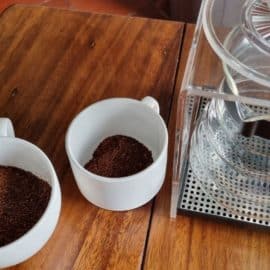 café