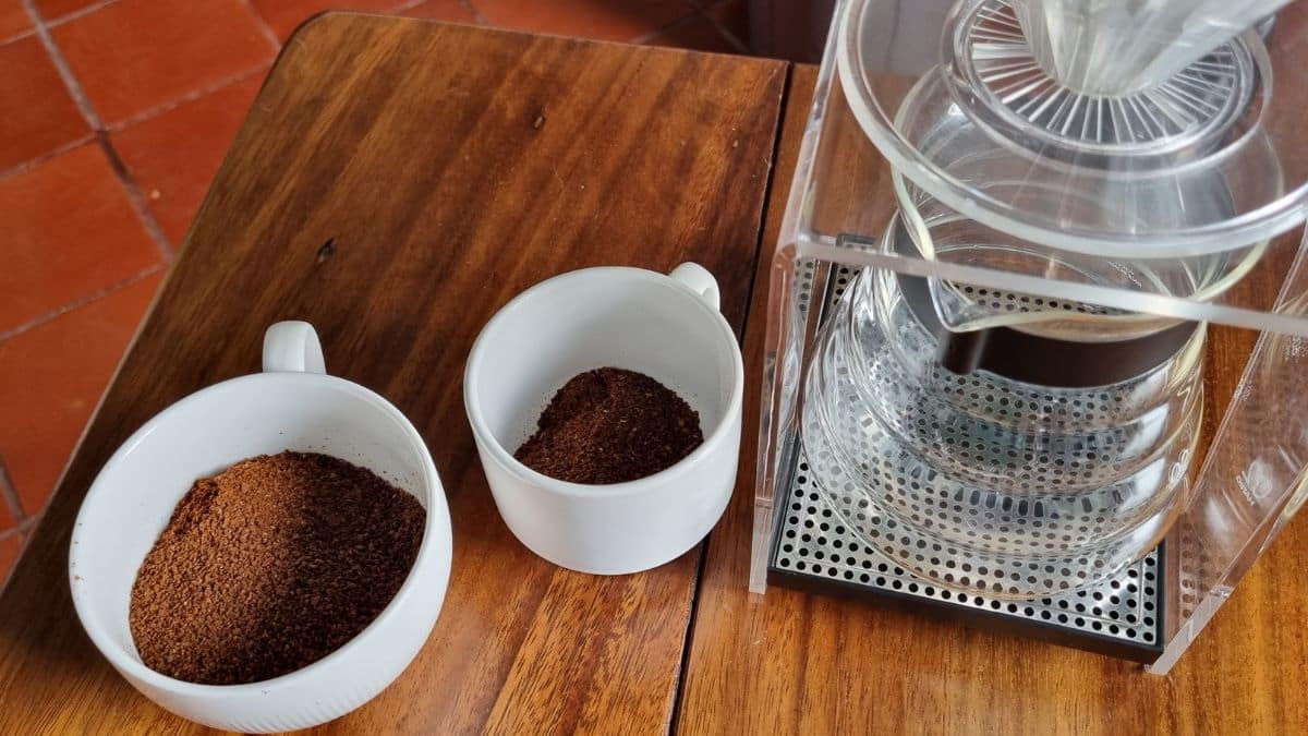 café