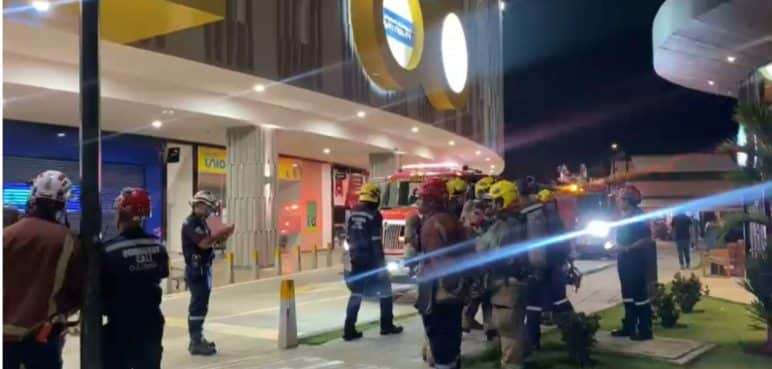 Se conocen detalles sobre incendio ocurrido en centro comercial al sur de Cali