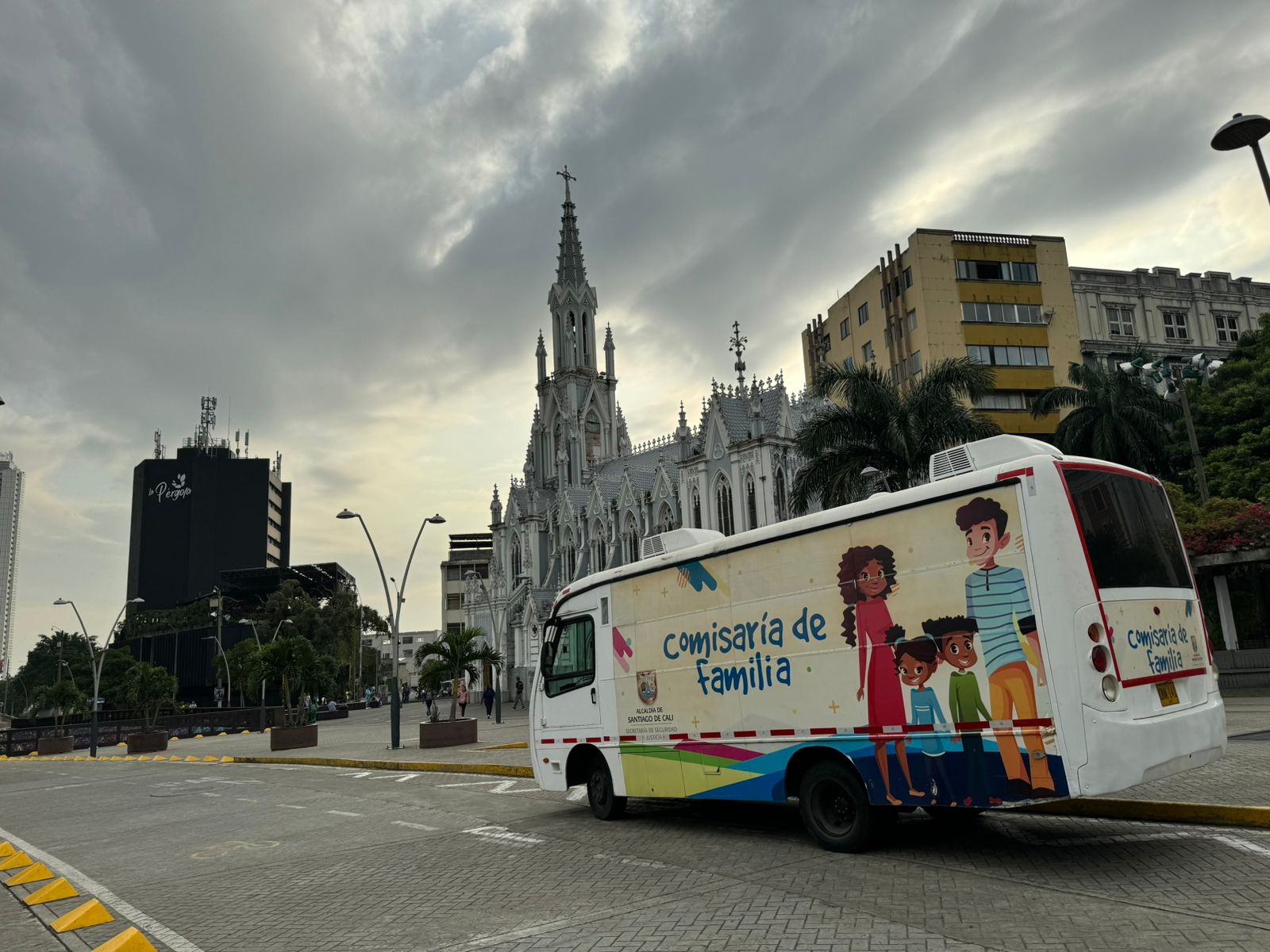 Rutas de atención móvil estarán en barrios de Cali para prevenir violencia de género