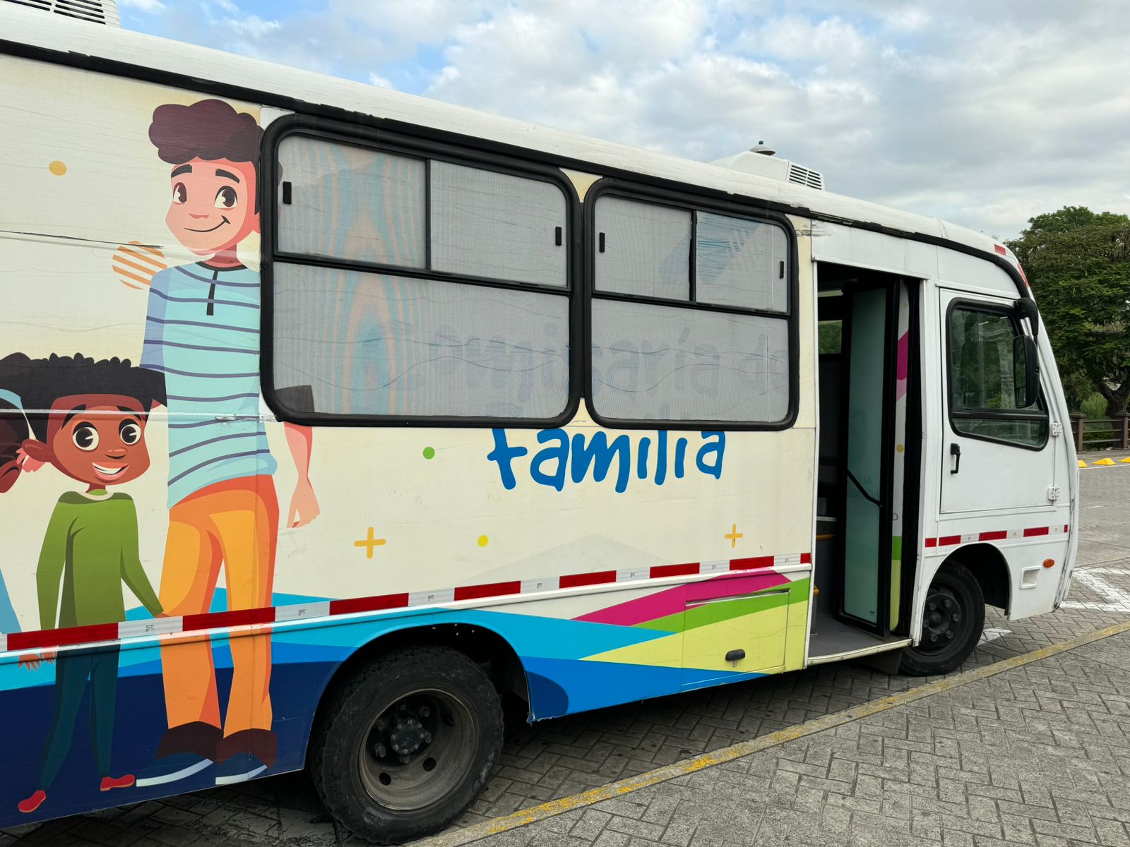 Rutas de atención móvil estarán en barrios de Cali para prevenir violencia de género