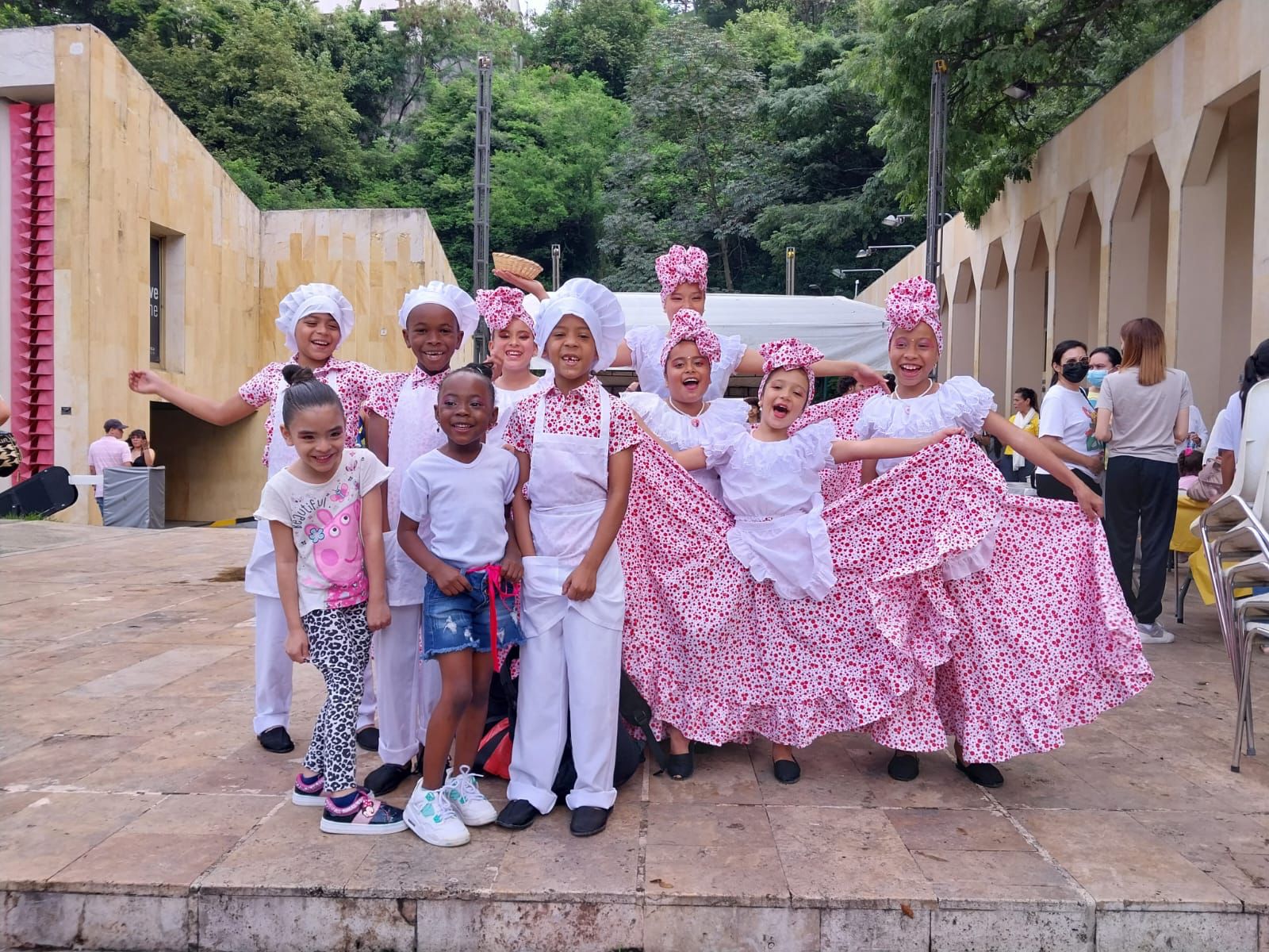 Fundación IPO Sembrando esperanza y transformación en el Oeste de Cali