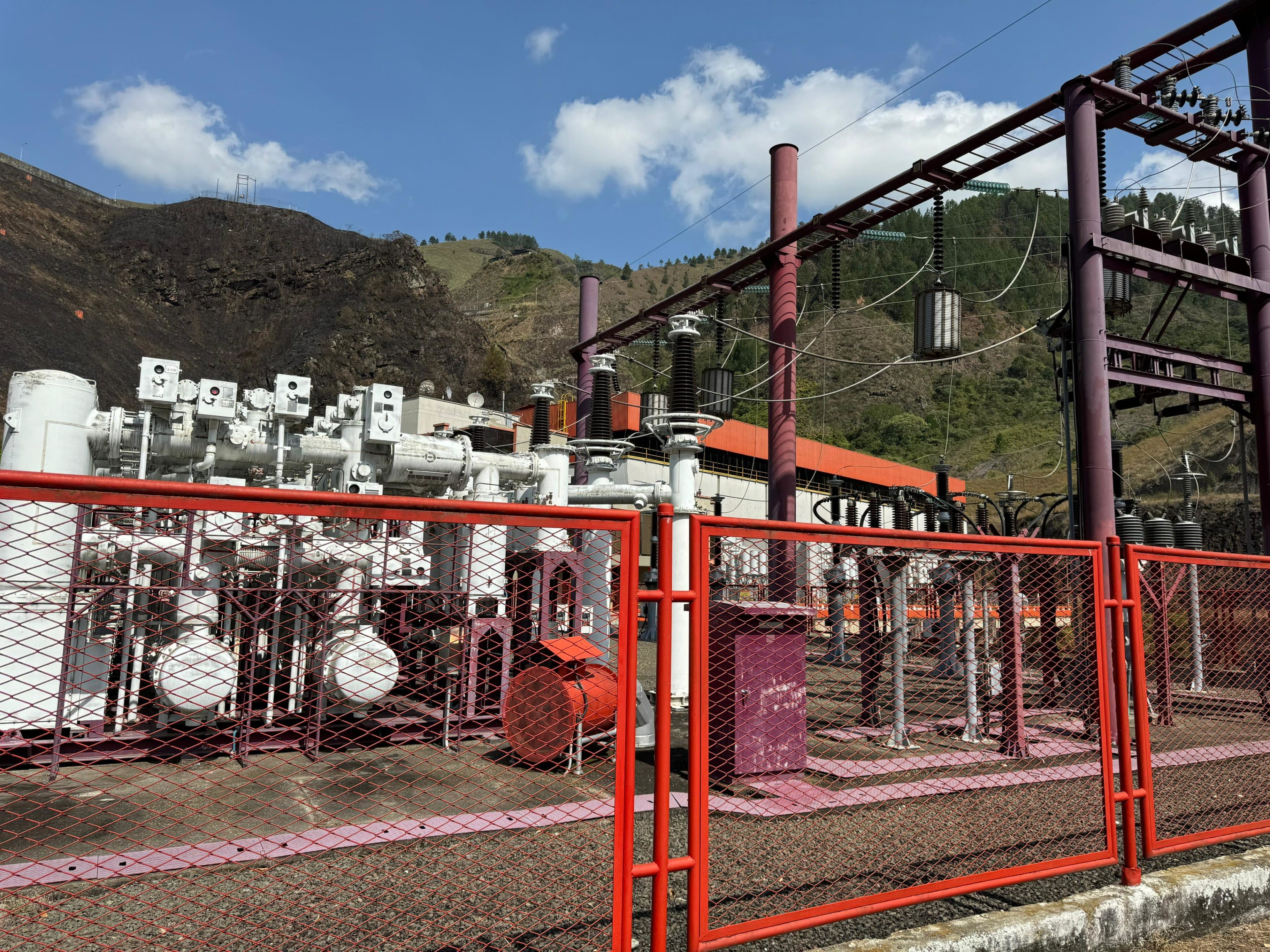 Represa Salvajina mantiene el nivel para caudal mínimo de agua