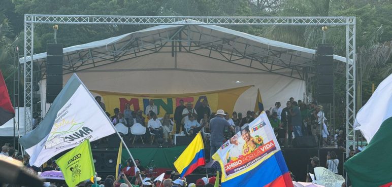 Gustavo Petro está en Cali para reunirse con la Minga Indígena