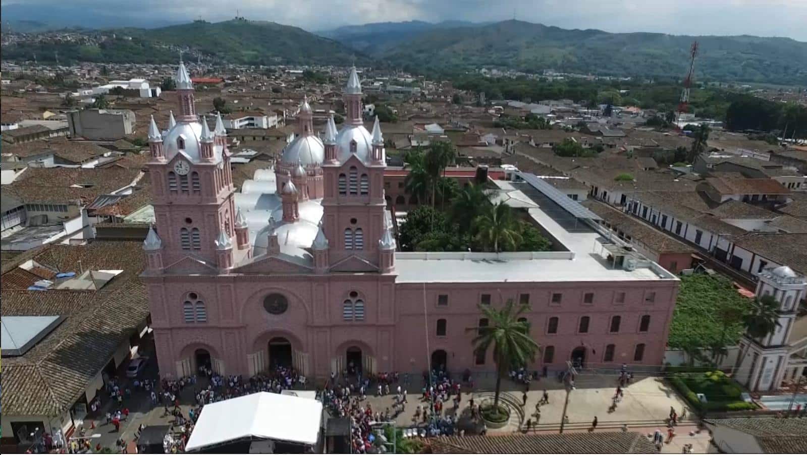 Más de 430 mil turistas espera recibir el Valle en Semana Santa