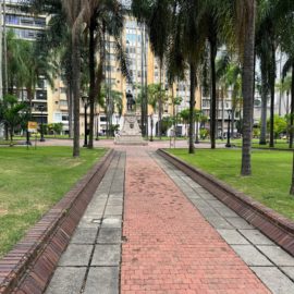 plaza-caicedo