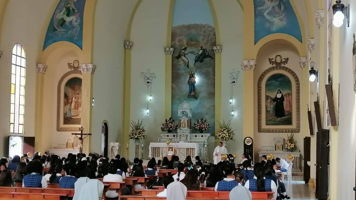 Esta es la historia del Colegio María Auxiliadora; un espacio de las salesianas en Cali