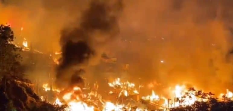 Incendio en Bogotá deja decenas de viviendas afectadas y otras consumidas