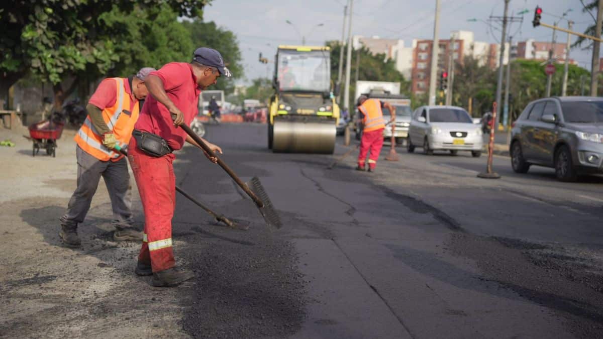 En imágenes: Recuperan malla vial en el norte de Cali