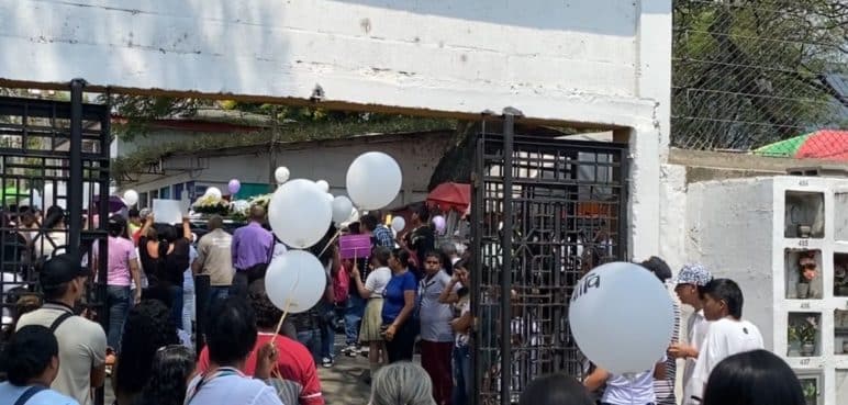 Último adiós a Sara Ailín Gil Plaza, menor víctima de presunto feminicidio en Yumbo