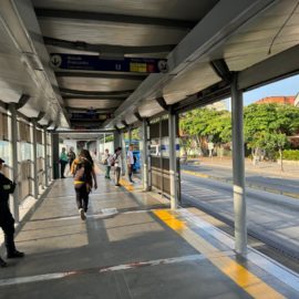 estación del MÍO de Lido