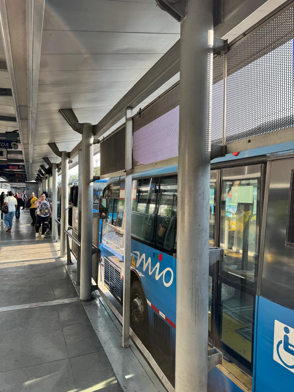 estación del MÍO de Lido