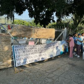 Padres de familia denuncian falta de docentes en institución de Montebello en Cali