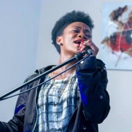 La opción de Google (gratis) con la que puede encontrar canciones tarareando