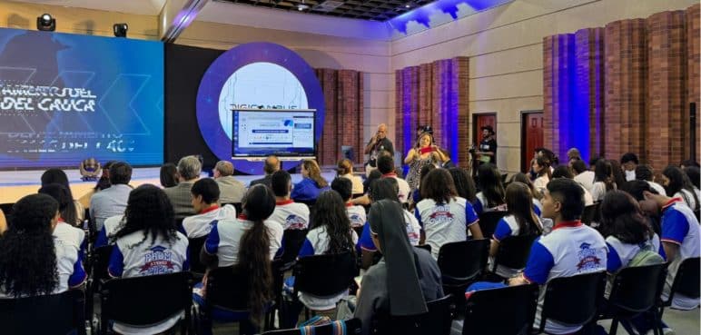 Digicampus, el programa que transformará la experiencia educativa en los jóvenes del Valle