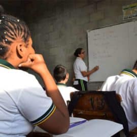 Atención: Reforma a la educación se hundió en el Congreso