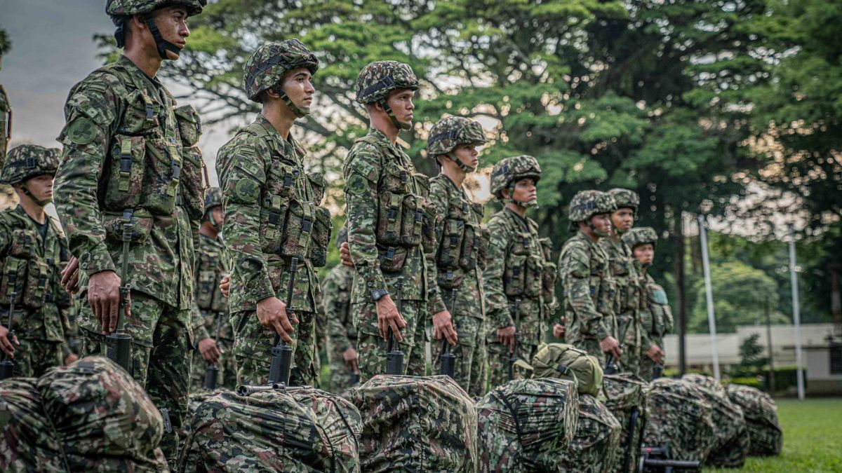 Ejército ayudará con la reparación de viviendas tras atentado contra Tercera Brigada