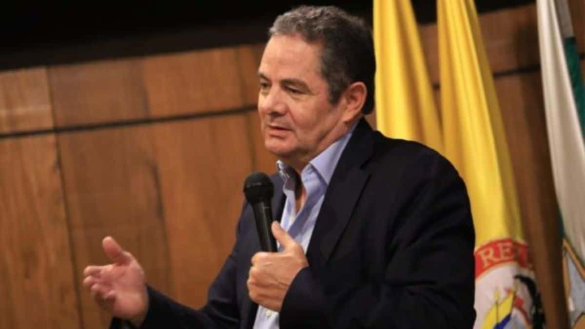 Nueva reforma a la salud “revive los fracasos del pasado”: Germán Vargas Lleras