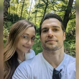 Henry Cavill será papá: Novia del actor dejó ver 'barriguita' de embarazada