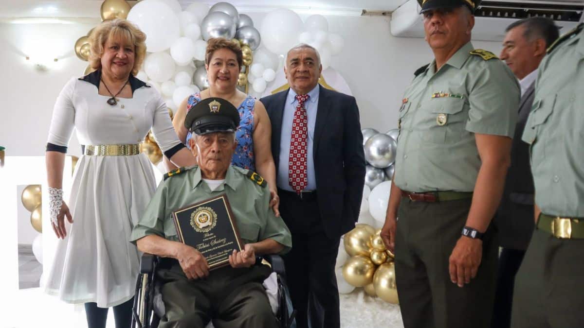 Conozca la historia de Tobías Suárez: El agente (R) que cumplió 100 años