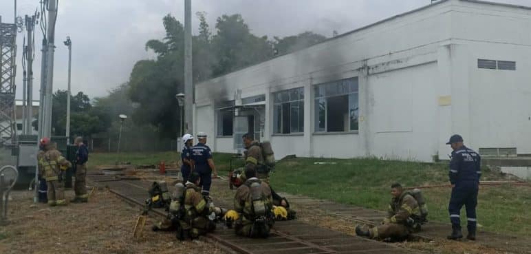 Atención: Se registró incendio en subestación de energía en el barrio San Luis