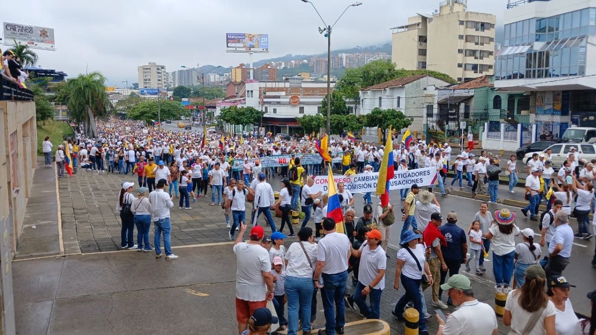 Así se vivieron en Cali las marchas contra el Gobierno Petro