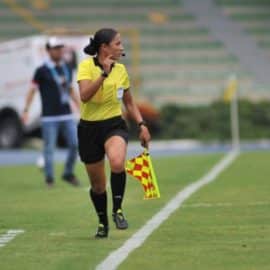 ¡Logro vallecaucano! Mayra Sánchez, árbitra zarzaleña hace historia internacional