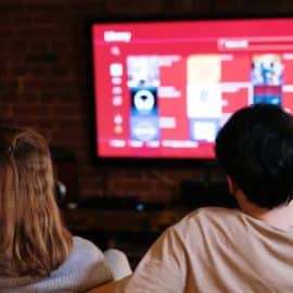 Top 8 de series basadas en hechos reales como 'Bebé Reno'