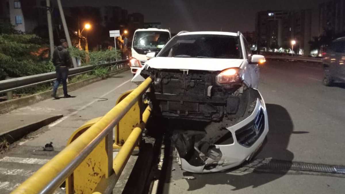 Nuevo accidente en el puente de Bochalema: Vehículo chocó contra baranda