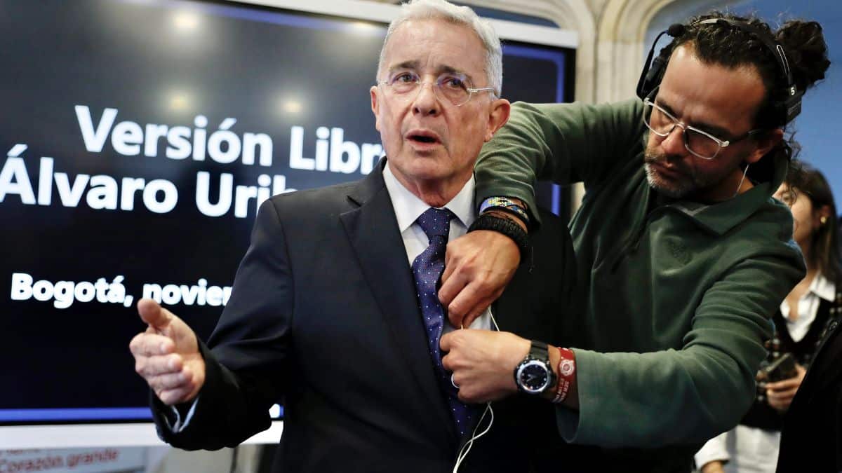 Fiscalía llevará a juicio a Uribe por presunto soborno de testigos