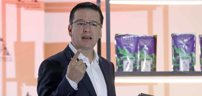 El encanto del café colombiano en China y Estados Unidos: Industria se expande