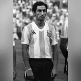 "Padre futbolístico": Así recordó Osvaldo Ardiles a César Menotti tras su muerte